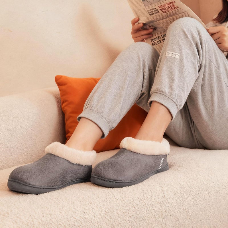 EverFoams Women's Microsuede Cozy Memory Foam Winter Slippers with Fuzzy Faux Fur Collar and Indoor Outdoor Rubber Sole (Gray, Size 5-6 M US) - Image 2